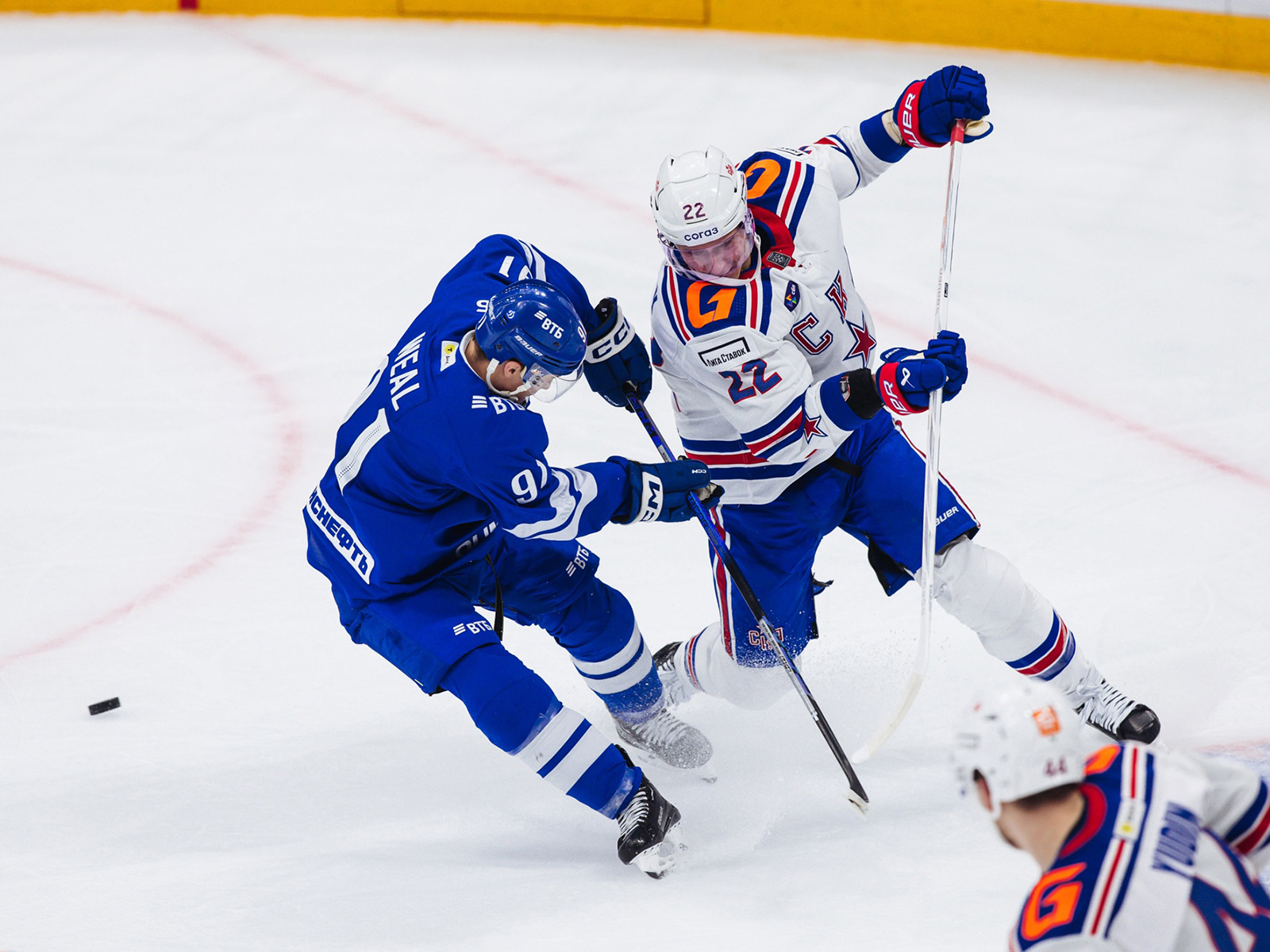 Новая страница. «Динамо» принимает СКА