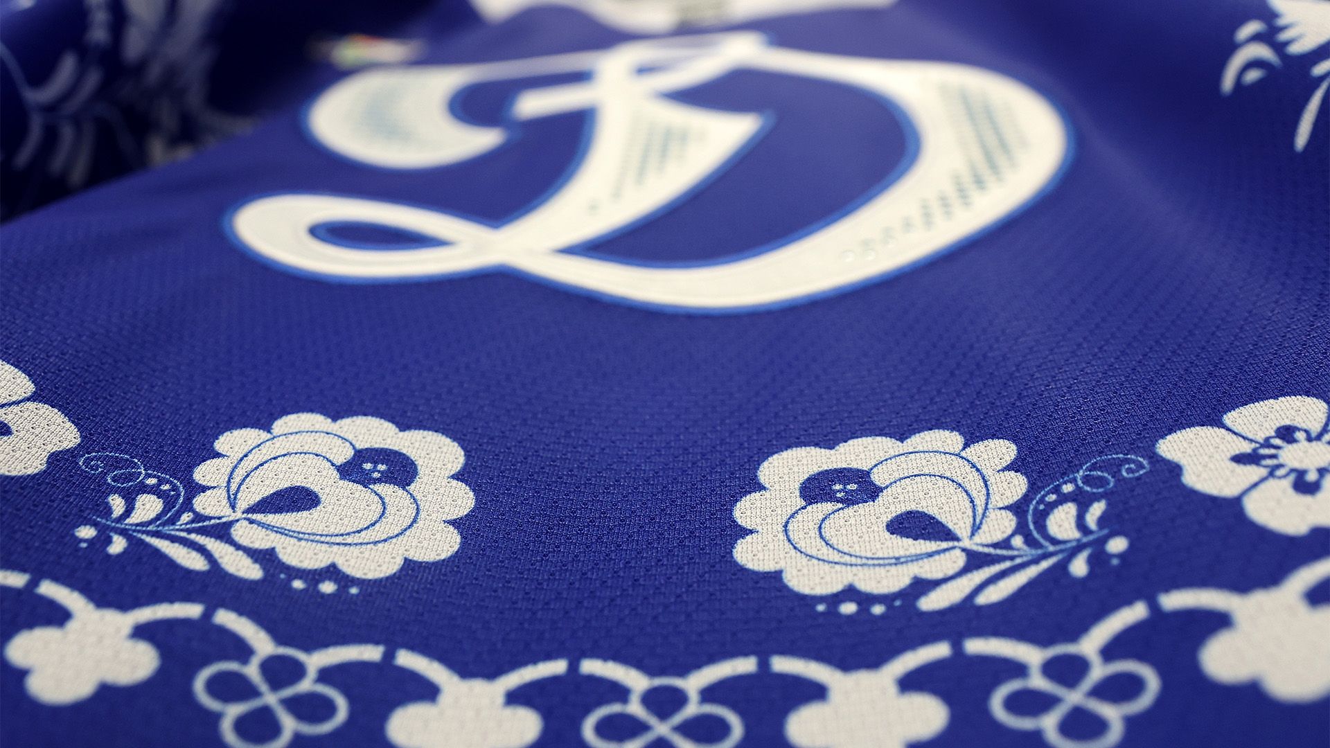 Запускаем аукцион джерси в стиле гжель!