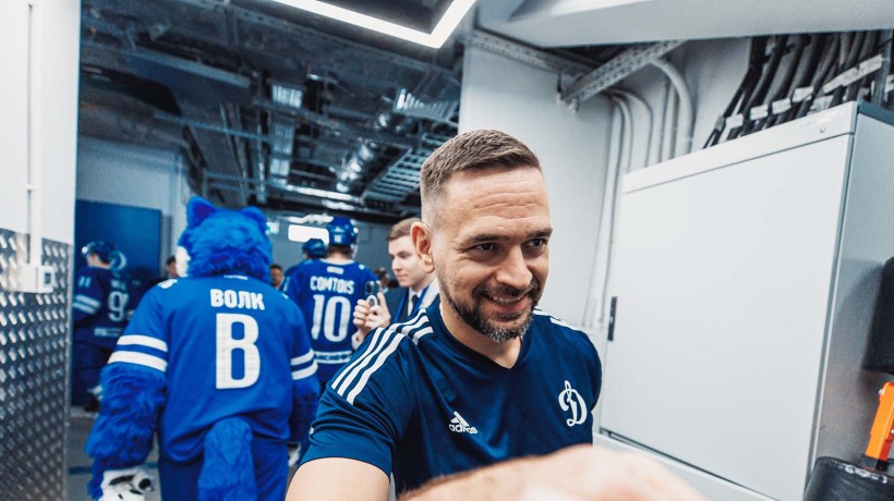 Александру Ахлаткину — 42!