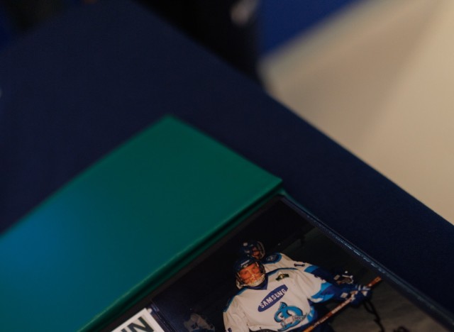 09.09.2025. Автограф-сессия Максима Афиногенова в Музее «Динамо»