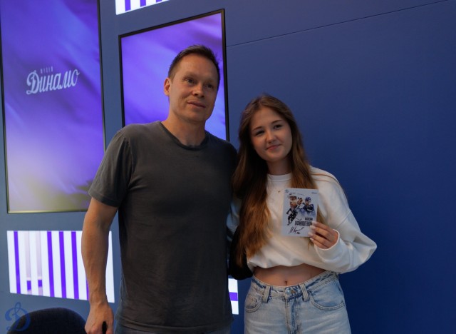 09.09.2025. Автограф-сессия Максима Афиногенова в Музее «Динамо»