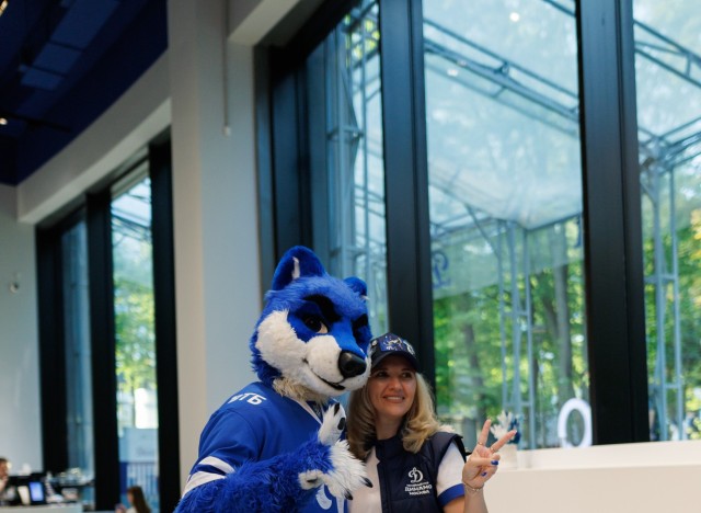 09.09.2025. Автограф-сессия Максима Афиногенова в Музее «Динамо»