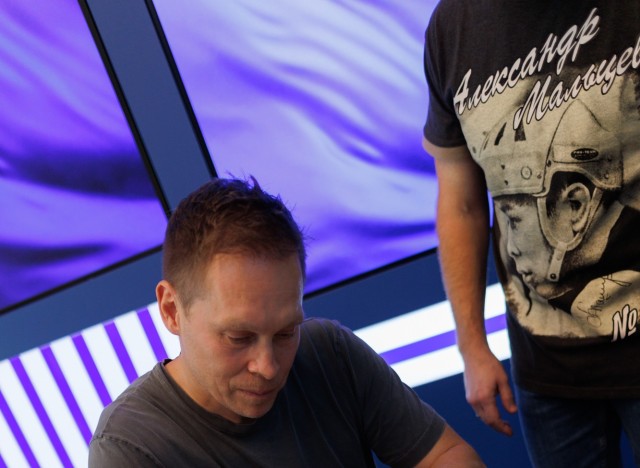 09.09.2025. Автограф-сессия Максима Афиногенова в Музее «Динамо»