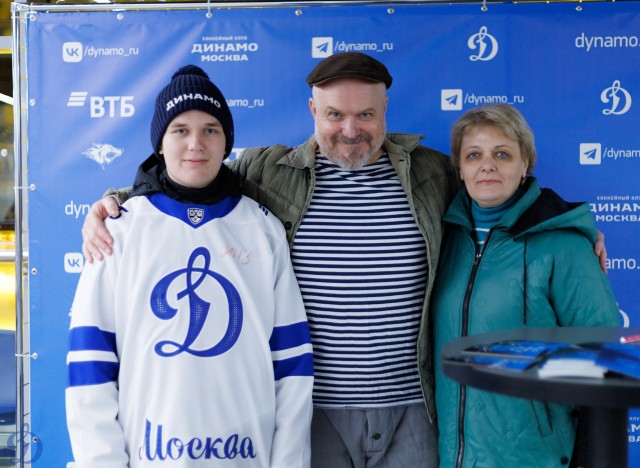 20.10.2025 Автограф-сессия Сергея Чихачева