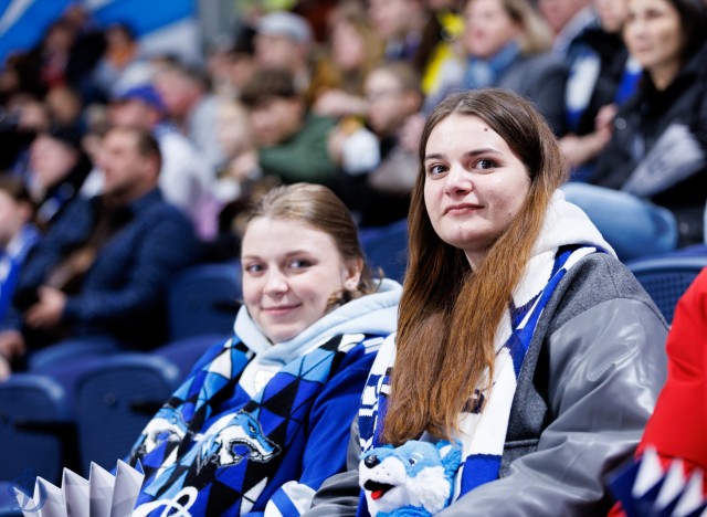 01.11.2025. Трибуны в лицах