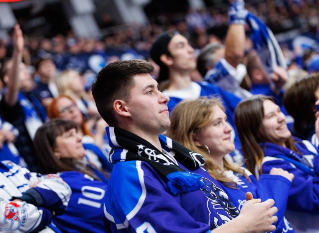 01.11.2025. Трибуны в лицах