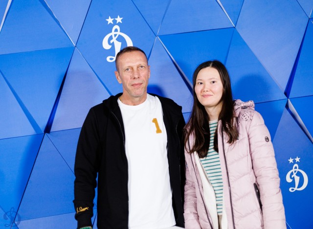 08.11.2025 Автограф-сессия Романа Березовского