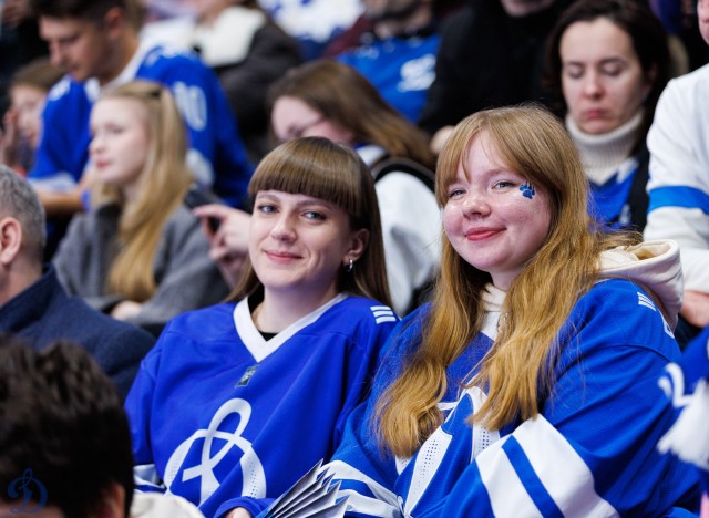 08.11.2025 Трибуны в лицах