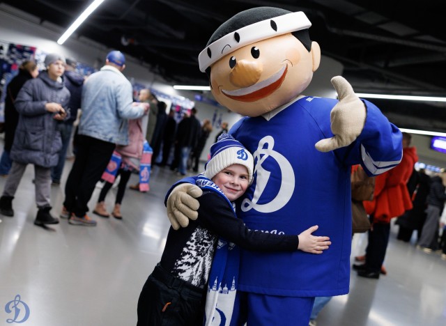 18.11.2025 Трибуны в лицах