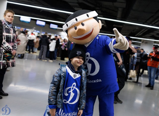 18.11.2025 Трибуны в лицах