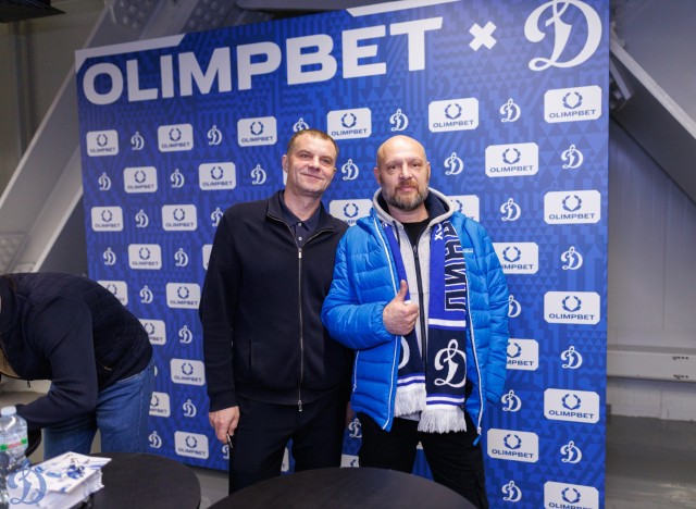 24.11.2025 Автограф-сессия Александра Еременко, Максима Афиногенова, Алексея Терещенко и Сергея Вышедкевича