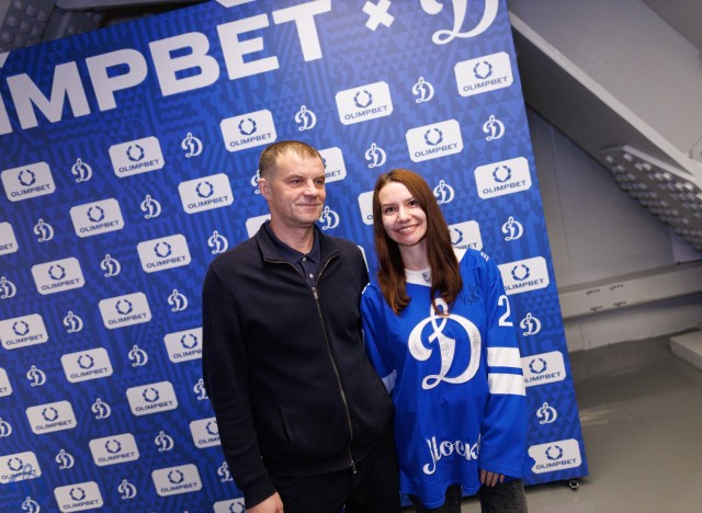 24.11.2025 Автограф-сессия Александра Еременко, Максима Афиногенова, Алексея Терещенко и Сергея Вышедкевича