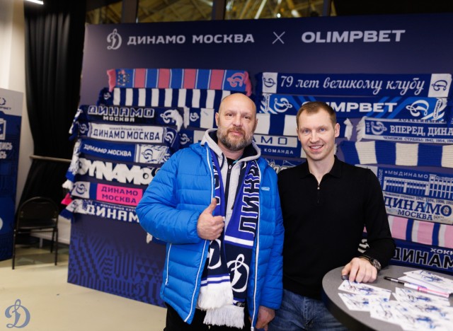 24.11.2025 Автограф-сессия Александра Еременко, Максима Афиногенова, Алексея Терещенко и Сергея Вышедкевича