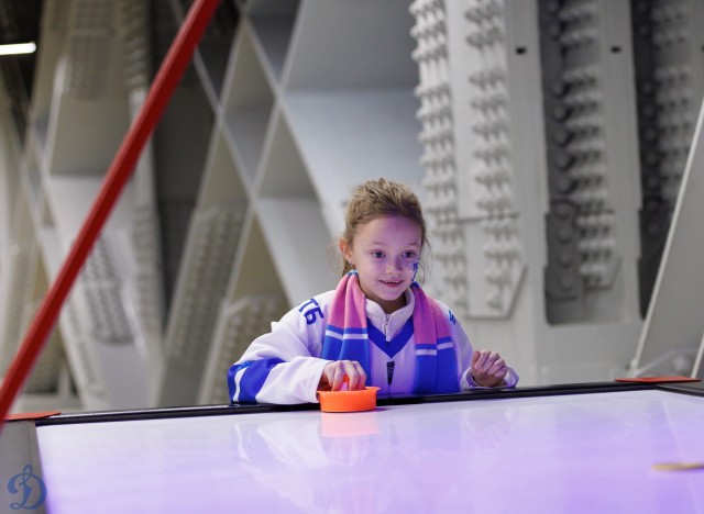 16.12.2025 Трибуны в лицах