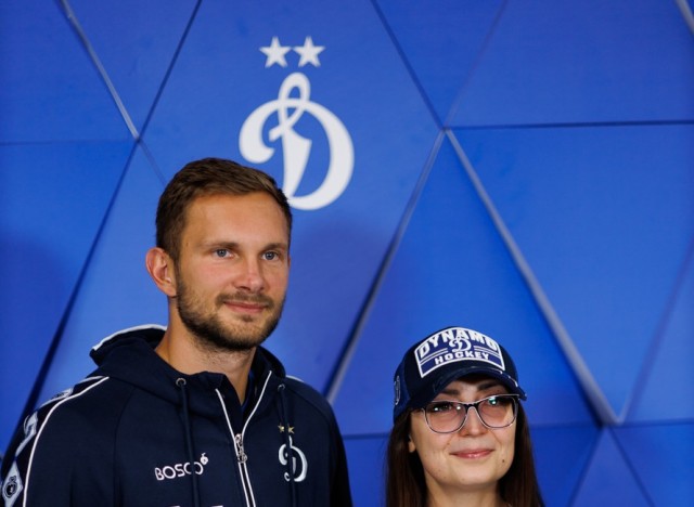 01.03.2026 Автограф-сессия Игоря Лещука