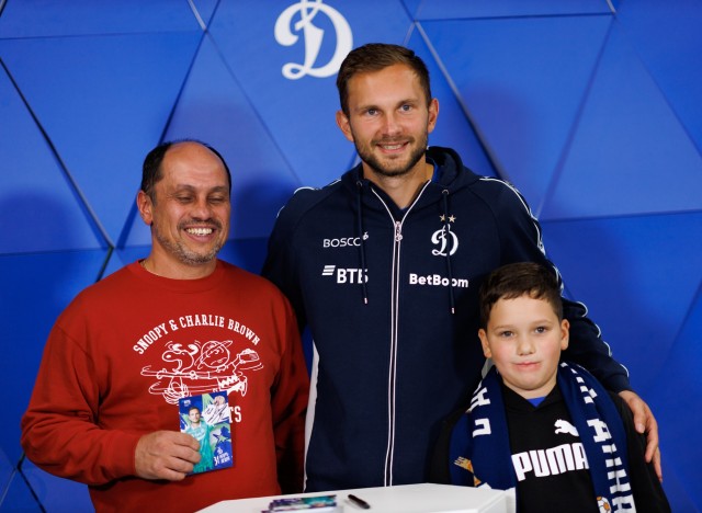 01.03.2026 Автограф-сессия Игоря Лещука