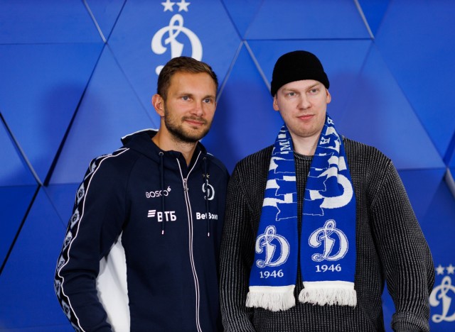 01.03.2026 Автограф-сессия Игоря Лещука