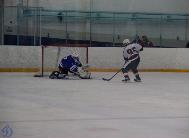 Открытие памятного монумента В.С.Мышкину и матч ветеранов