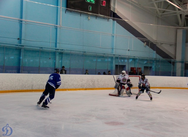 Открытие памятного монумента В.С.Мышкину и матч ветеранов