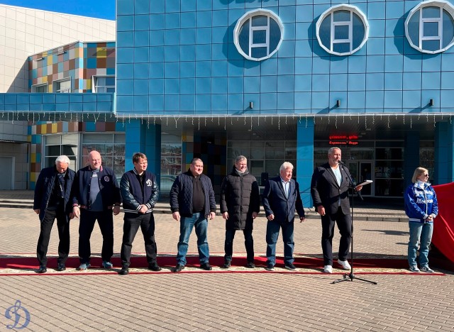 Открытие памятного монумента В.С.Мышкину и матч ветеранов