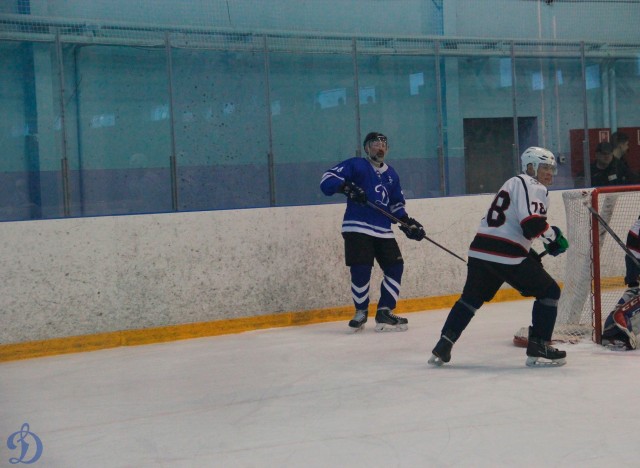 Открытие памятного монумента В.С.Мышкину и матч ветеранов