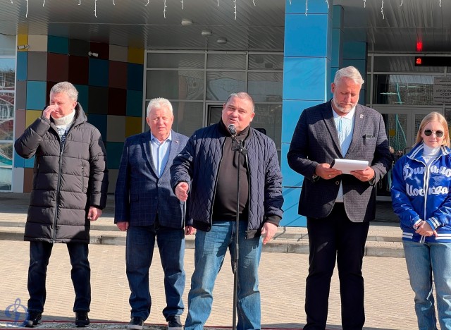 Открытие памятного монумента В.С.Мышкину и матч ветеранов