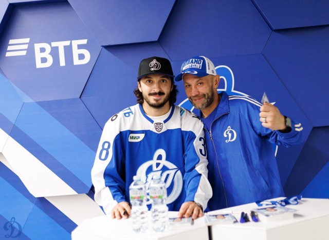 01.10.2026 Автограф-сессия Никиты Тертышного