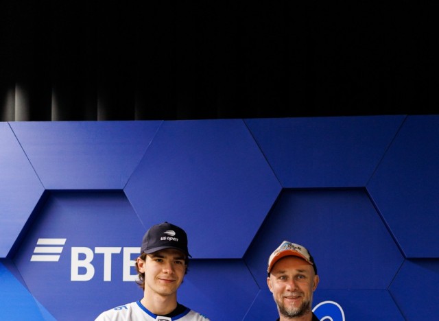 07.10.2026. Автограф-сессия Егора Римашевского