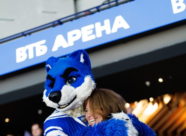 09.10.2026. Трибуны в лицах