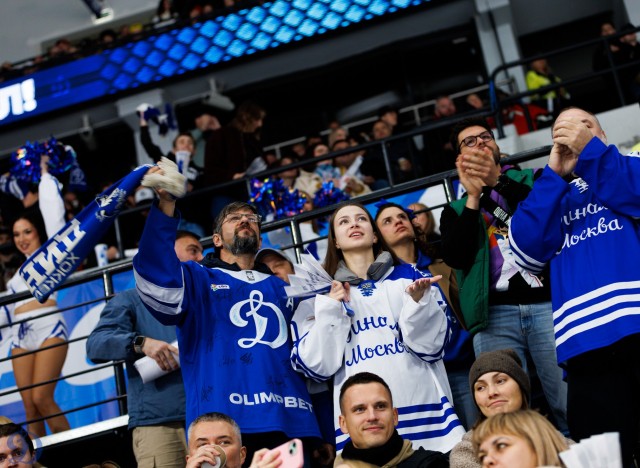 26.10.2026. Трибуны в лицах