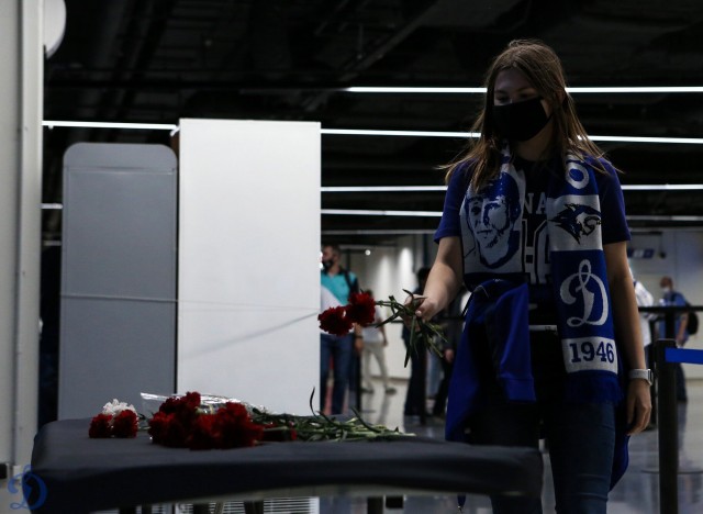 «Динамо» — «Спартак». Трибуны в лицах